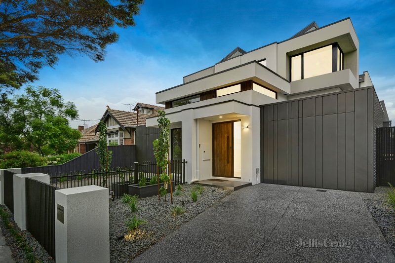 Render patch and re-paint, Lennox St Moonee Ponds Melbourne
